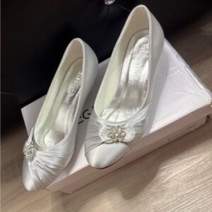 Elegant Silver Flats with Rhinestone Accent